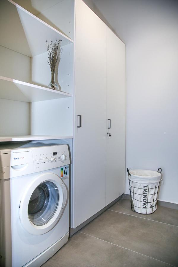 Caravin Wanderhome, 5 Min From Metro Nea Ionia Αθήνα Εξωτερικό φωτογραφία